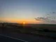 Pôr-do-sol na estrada